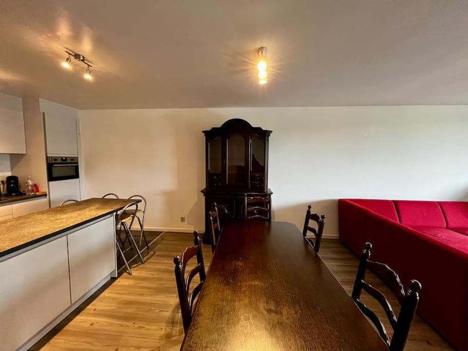Big Apartment With Parking In Antwerpen Exteriör bild